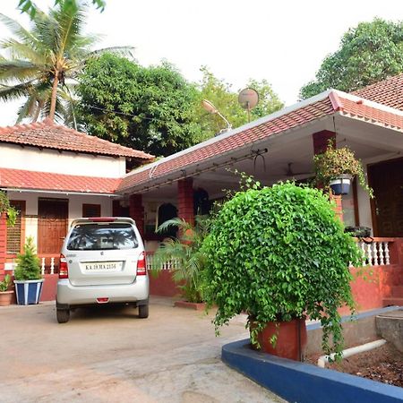 Runnin Airport - Homestay Gurpur Экстерьер фото